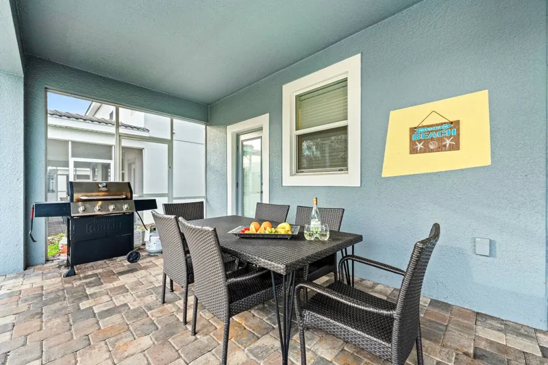 Covered outdoor dining area